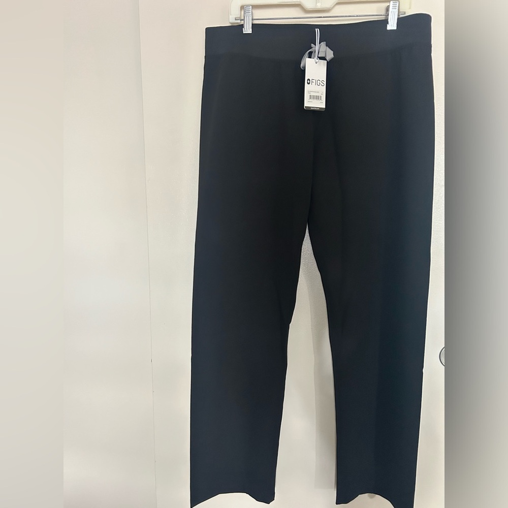 Figs black scrubs bottom